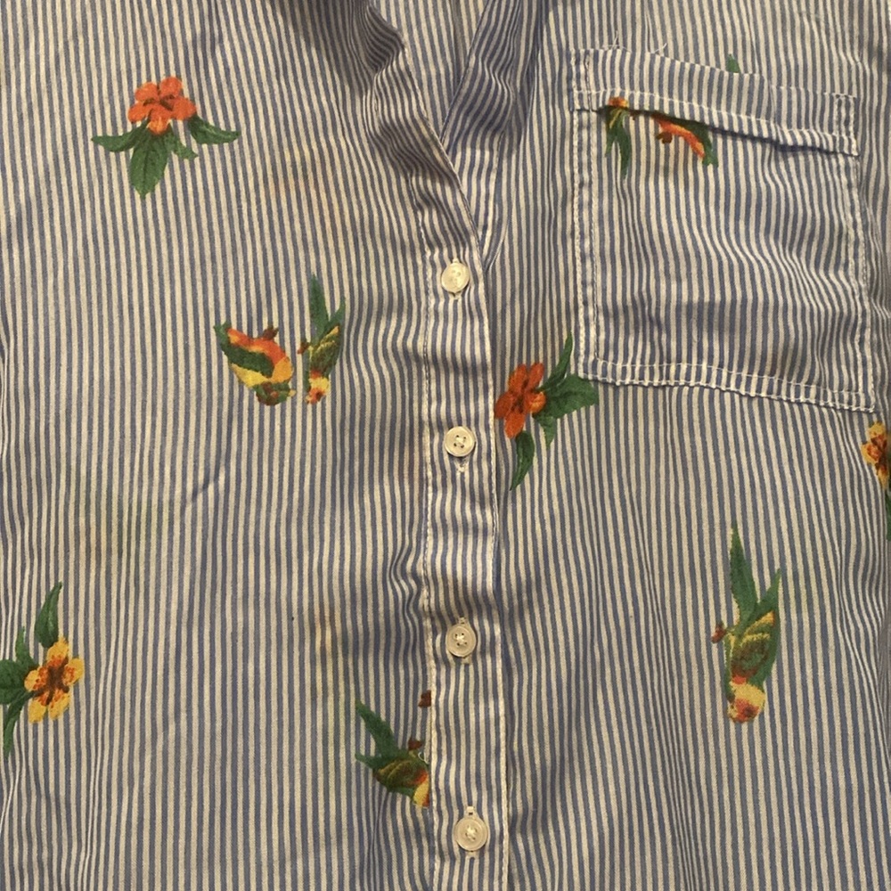 EUC over size shirt/ swimsuit cover up. Blue white stripes with parrots, medium. - Picture 2 of 5